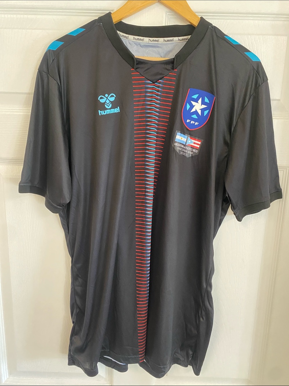 Hummel Men’s Black Jersey